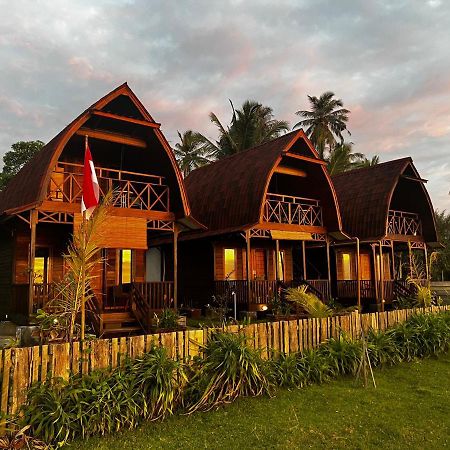 Momos Surf Shack Hotel Salul Eksteriør billede