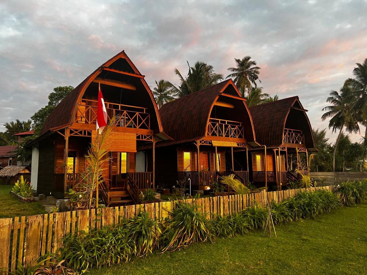 Momos Surf Shack Hotel Salul Eksteriør billede