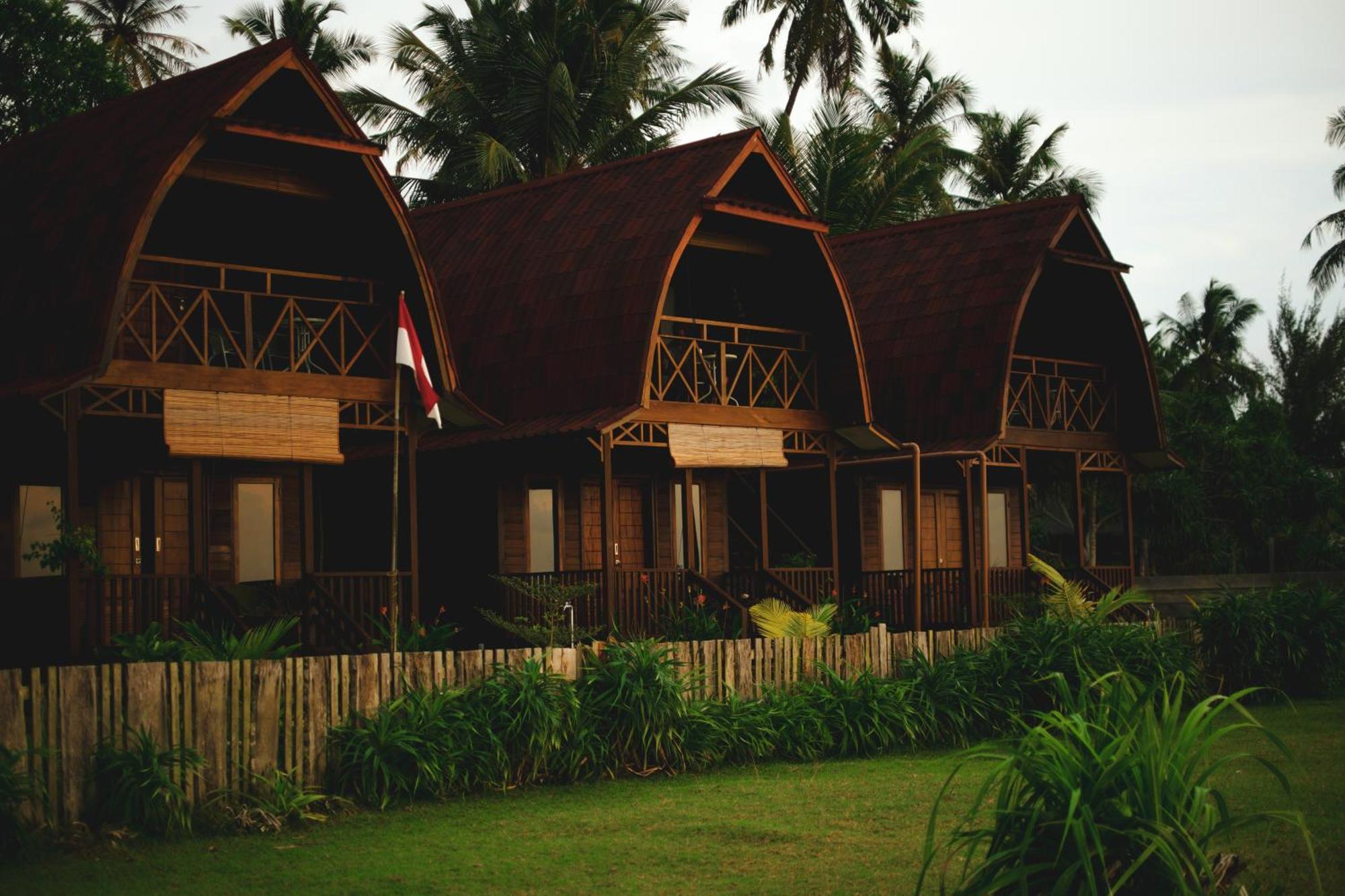 Momos Surf Shack Hotel Salul Eksteriør billede